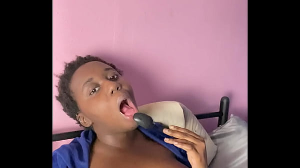 My First EVER Nude Mukbang - Alliyah Alecia 