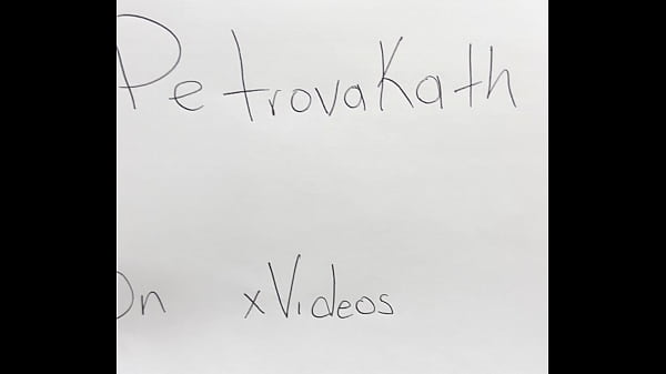 Nonton Comprobando Identidad thumbnail