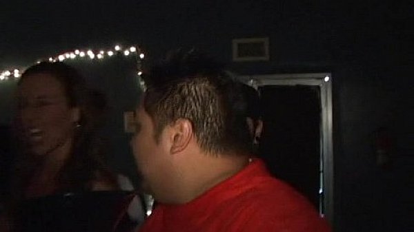 Nonton Chaps Satisfy Their Hot Gfs thumbnail