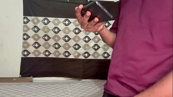 Nonton Balackmailed Landlady Bhabhi With Her Nude Video Then Fucked Her Hard And Got Rent Waived Off thumbnail