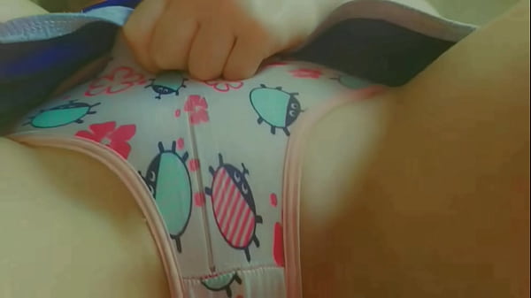 Play MP4 - horny and naughty student showing her tongue &comma; mouth watering and masturbation