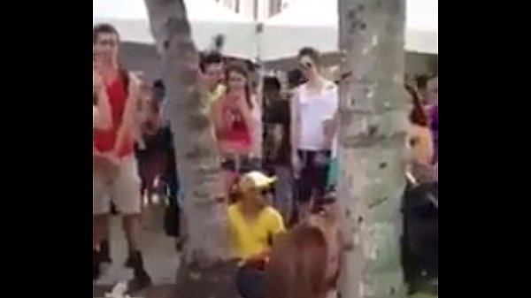 Collegechick fucks tree