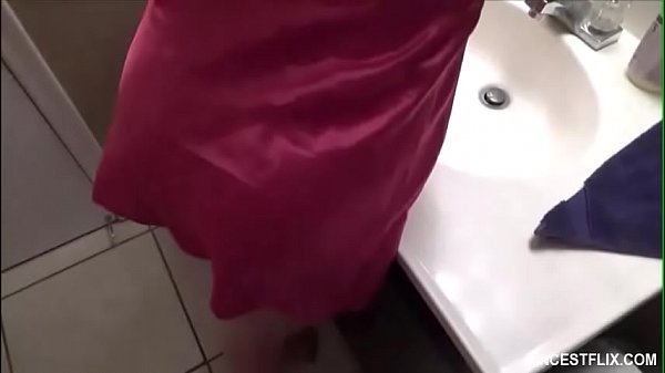 Play MP4 - Step Mom Yoga - Alex Adams