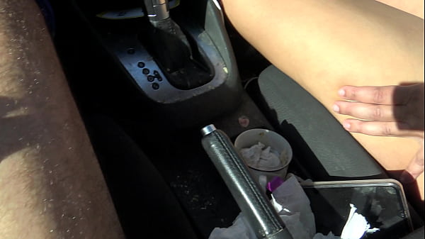 Play MP4 - naughty Turkish street prostitute shows her hairy pussy to old pervert