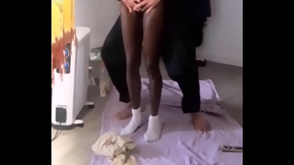 Play MP4 - Dark Side Of The Moon with Lenabu