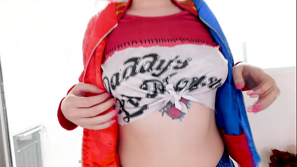 Play MP4 - ARIELLE AQUINAS Sexy Harley Quinn Look-a-Like Huge Cock Blowjob and Cum Swallow - Uses Fleshlight to Get Him Hard&excl;