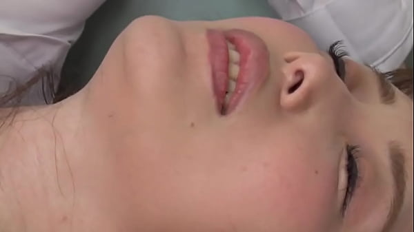 Play MP4 - 2人のファビュラス痴女先輩 ～深夜残業中にめちゃくちゃされました～ 双葉みお 櫻木梨乃