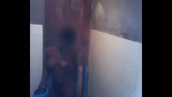 Nonton Horny Nigerian Girl thumbnail