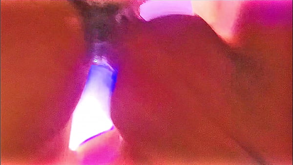 Play MP4 - 'It's Clean&excl;' -  On Beach&comma; Anne Bonny Deepthroats & Gets Mouthful of Cum