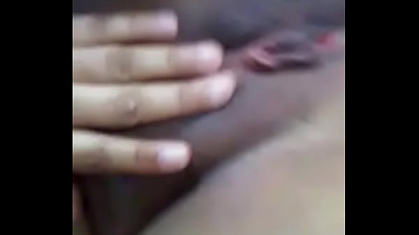 Nonton Se Frota Bien Rico thumbnail