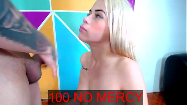 Play MP4 - Adorable blonde gives great deep blowjobs