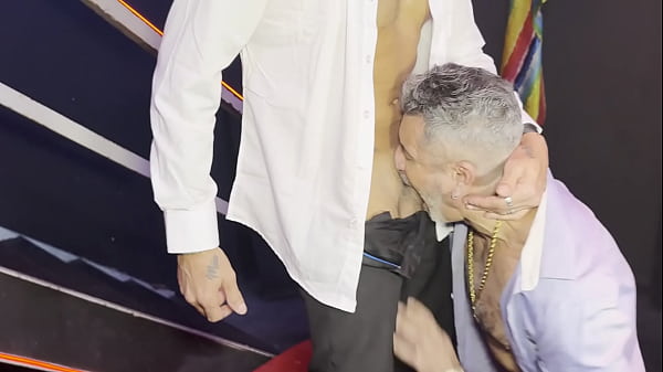 Fui Fazer Uma Entrevista De Emprego E Acabei Dando Para O Meu Patr&atilde;o thumbnail