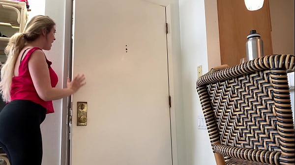 Loving Girlfriend Fucks The Neighbor While Boyfriend Is Away - Erin Electra thumbnail
