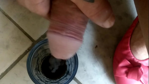 Leite com caf&eacute; bem gostoso ai que del&iacute;cia