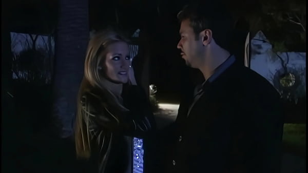 Nonton Sexy Angelina Bonet Spreads Her Legs Wide For A Cock To Enter thumbnail