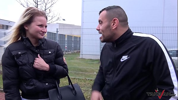 Play MP4 - Hardcore Sex Adventure on the Van Backseat