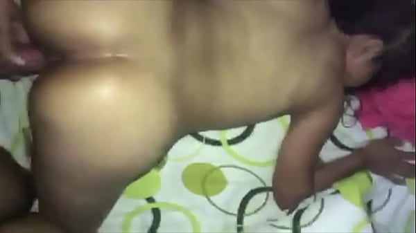 Play MP4 - Asi de duro me gusta que me coga mi marido