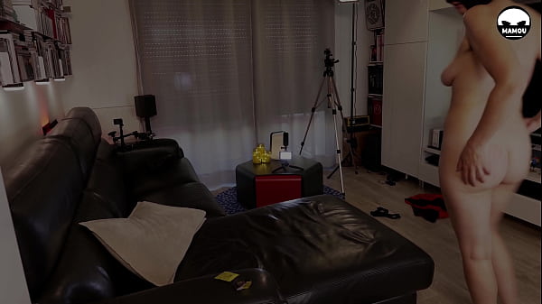 Nonton Mamou Avec Circe Delle Stelle La Sorci&egrave;re Se Gode Et Joue Avec La Cire De Bougie Ba 3.1 thumbnail