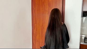 Nonton Petite Stepdaughter Convinces Her Latina Stepmother To Have Lesbian Sex While Her Stepfather Is Away From Home thumbnail