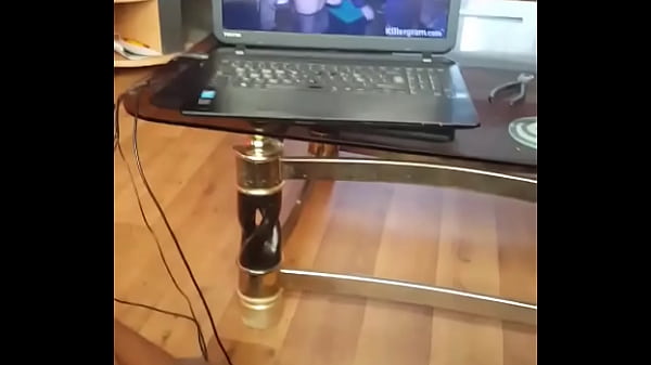 Play MP4 - Masturbation matinale