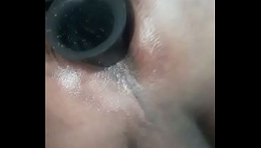 Aletravesty branquinha por fora vermelhinha por dentro