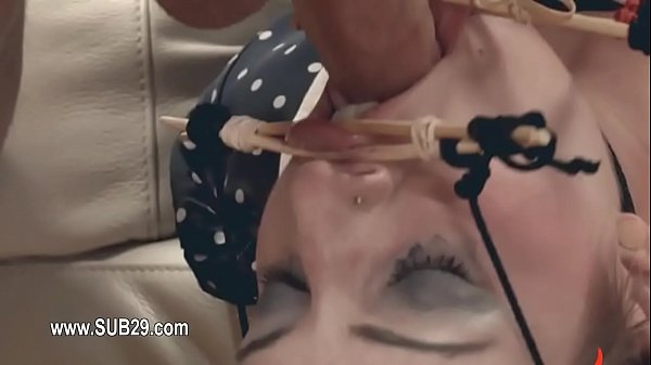 Ropes and hardcore butt sex with dildos 