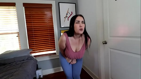 Milah Romanov Pissing Tight Leggings Outside Bathroom thumbnail