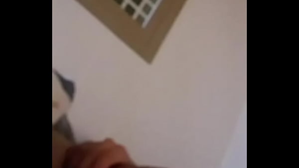 Trai thẳng hải ph&ograve;ng xa qu&ecirc; 