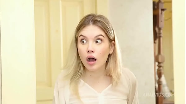 Play MP4 - cured Milka anus and checked if everything was ok FLX012