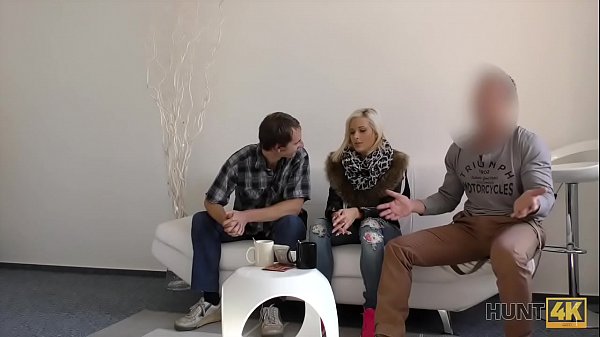 HUNT4K Perfect pickup by neighbor who offers money_to lovely Ria Sunn