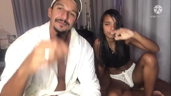 Depois De Uma Brincadeirinhas Er&oacute;ticas A Putaria Rolou Sem Na thumbnail