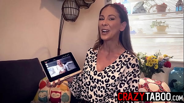 Lesbian MILF masturbate on a video call with a_hot girl