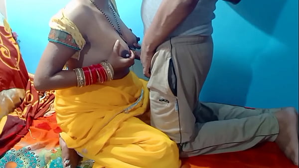 Village Bhabhi_Saree Sex_IN House Room