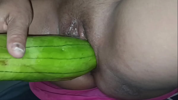 Play MP4 - shy office manager is horny at night