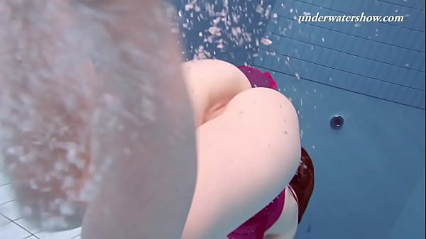 Sexiest tight petite teen swims freely underwater 