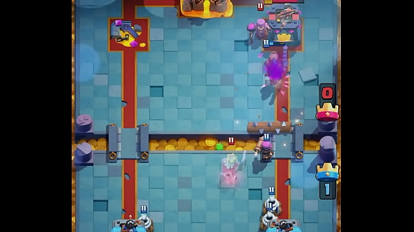 Grandisima follada a mi amigo ismael le acaba gustando 