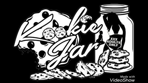 Nonton Roxanne Frickz thumbnail