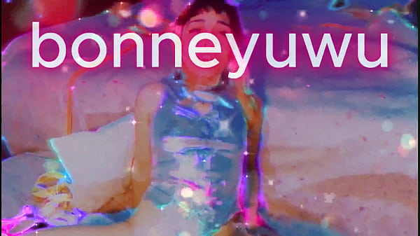 Bonneyuwu 10 27 chupete peluche masturbacion