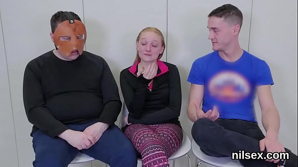 Mad fuckslut gets her fuckholes stretched and intensely penetrated 