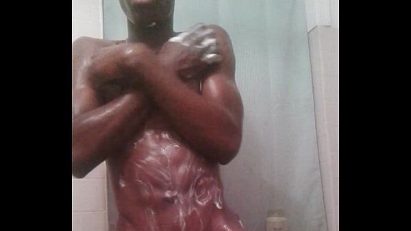 Play MP4 - In the shower on OOVOO with friends