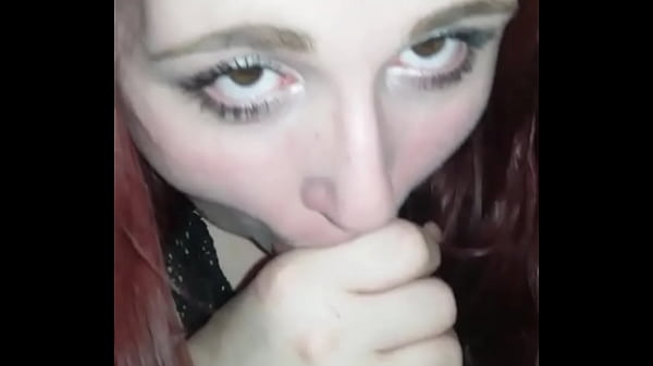 Play MP4 - Sucking cock like a good