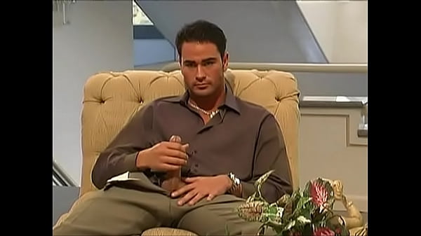 Play MP4 - Dale Dabone jerk off