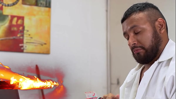 Nonton Doctor Falso thumbnail