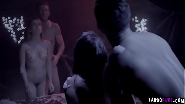 Play MP4 - Man drops to his knees to enter while the woman crawls underneath him&excl;