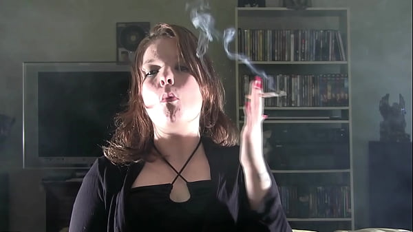 Shante n 19 yr old sfw non nude smoking clips 