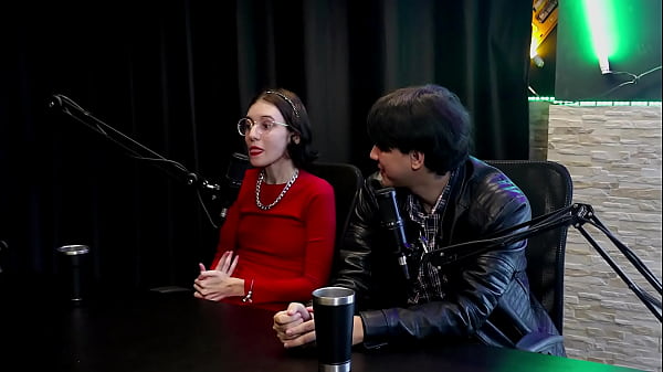 Seexibiu_de lingere depois de responder em quem mama senta e passa Yastrixx DixonWATCH ON SHEER_RED