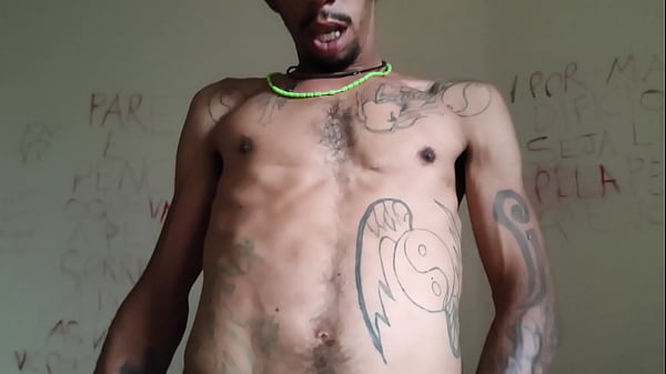 Travesty Da Um Trato Em Noinha thumbnail