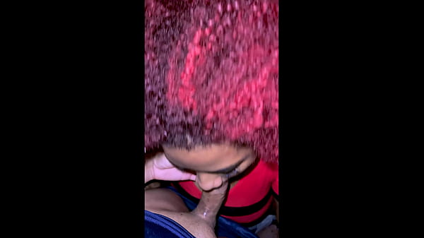 Play MP4 - Tiktok celebrity goes viral on the internet&excl; - Celebridad de Tiktok se vuelve viral en internet&excl;