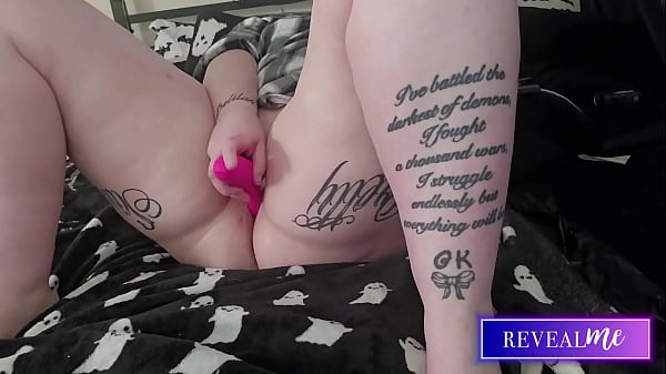 Revealme curvy bbw bed vibrator masturbation orgasm part 2 