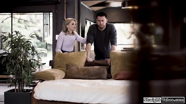 Teen Lola Fae offers herself tomums bfand gets anal fucked